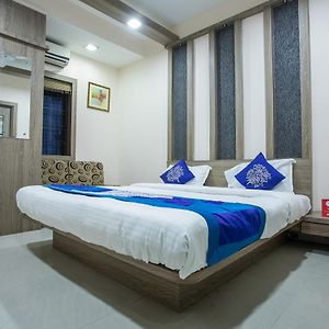 Hotel Rigga Inn Kokilaben Dhirubhai Ambani Hospital